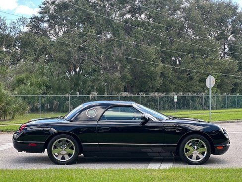 Used 2002 Ford Thunderbird image 6