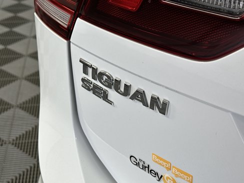 Used 2020 Volkswagen Tiguan SEL Premium R-Line w/ 3rd Row Seat Package image 16