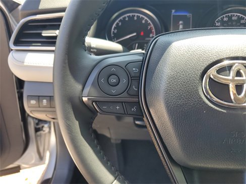 Used 2024 Toyota Camry SE image 24