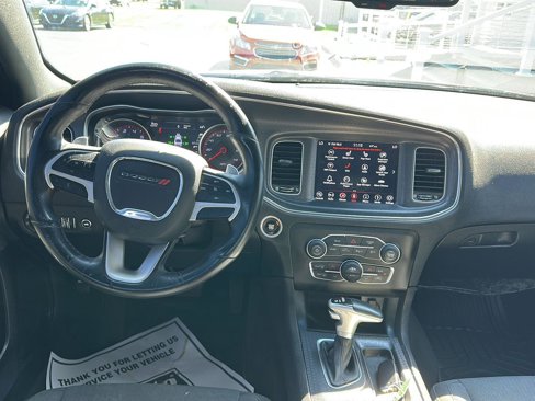 Used 2018 Dodge Charger GT image 9