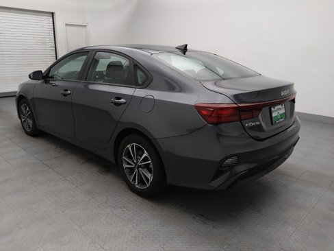 Used 2023 Kia Forte LXS image 3