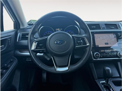 Used 2018 Subaru Outback 2.5i Limited image 12