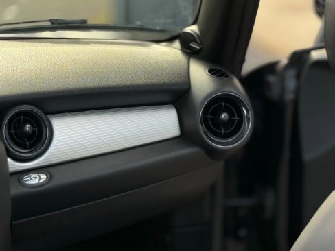 Used 2013 MINI Cooper S image 19