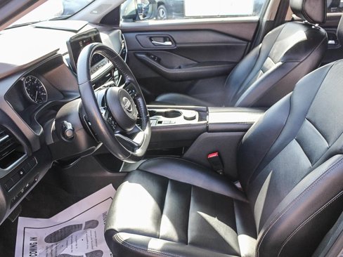Used 2023 Nissan Rogue SL image 19