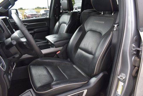 Used 2020 RAM 1500 Laramie w/ Sport Appearance Package image 15