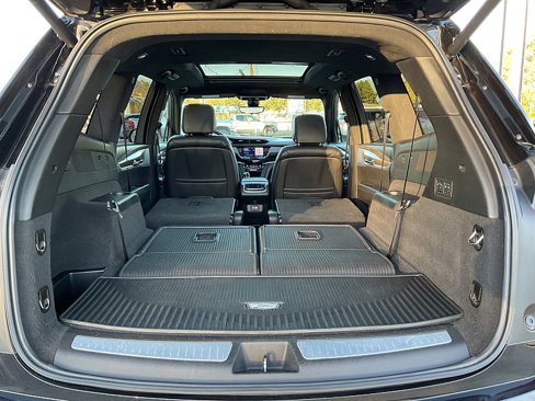 Used 2021 Cadillac XT6 Premium Luxury w/ Platinum Package image 35