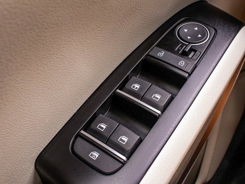 Used 2023 Kia Soul LX image 10