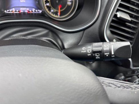 Used 2022 Jeep Cherokee Latitude Lux image 27