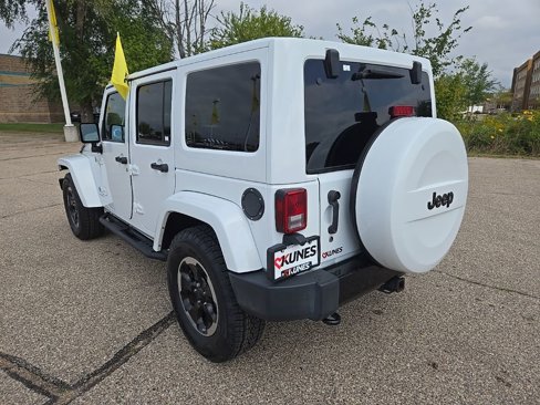 Used 2014 Jeep Wrangler Unlimited Sahara image 8
