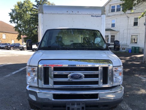 Used 2017 Ford E-350 and Econoline 350 Super Duty w/ Power Windows & Locks Group image 4