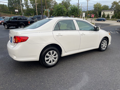 Used 2010 Toyota Corolla LE image 4