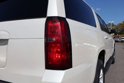 Used 2015 Chevrolet Suburban LT image 35