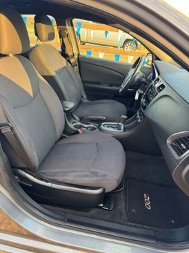 Used 2013 Chrysler 200 Touring image 11