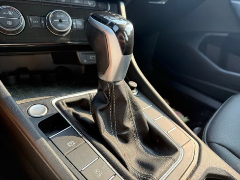 Used 2022 Volkswagen Jetta SE image 18