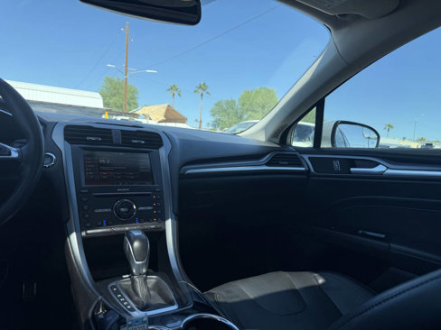 Used 2016 Ford Fusion Titanium image 21