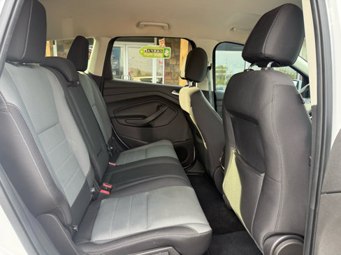 Used 2016 Ford Escape SE image 19