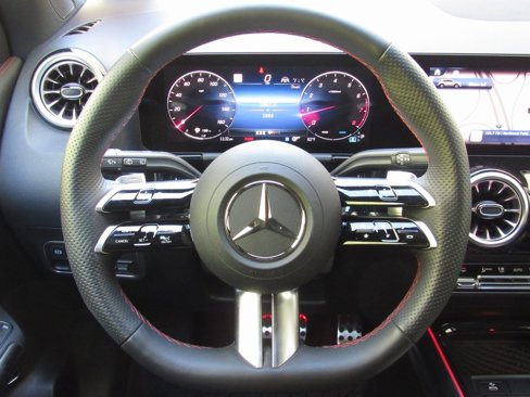 Certified 2025 Mercedes-Benz GLA 250 4MATIC image 25