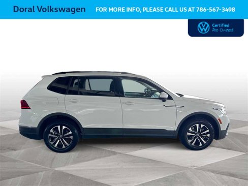 Certified 2022 Volkswagen Tiguan S image 9
