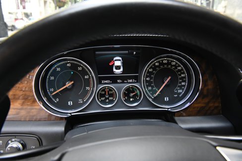Used 2017 Bentley Continental GT image 13