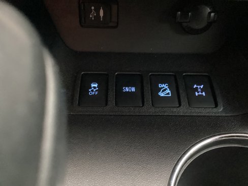 Used 2016 Toyota Highlander XLE image 14