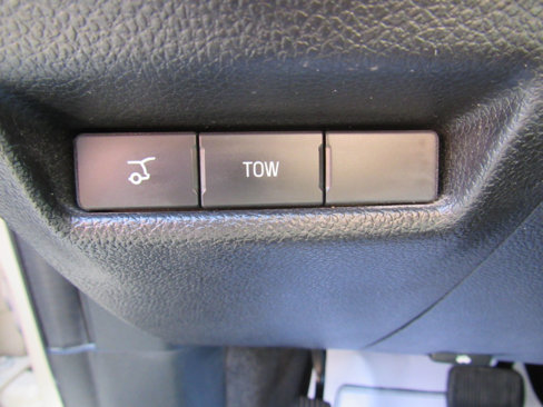 Used 2018 Ford Explorer XLT w/ Equipment Group 201A image 12
