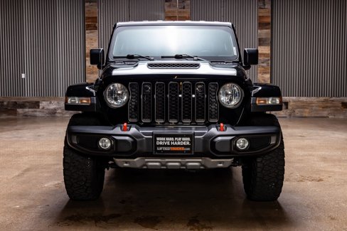 Used 2023 Jeep Gladiator Mojave image 2