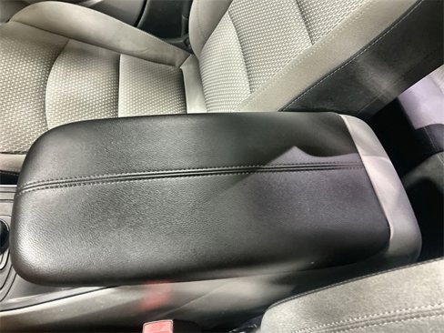 Used 2024 GMC Terrain SLE image 21