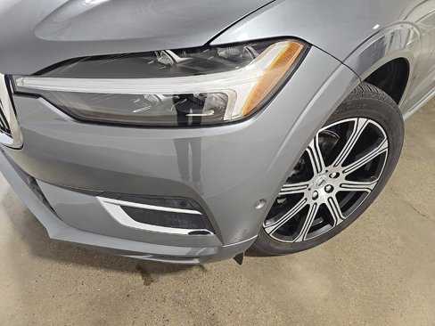 Used 2021 Volvo XC60 T5 Inscription image 10