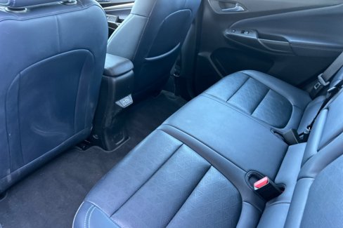 Certified 2022 Chevrolet Bolt EUV Premier w/ Sun & Sound Package image 13