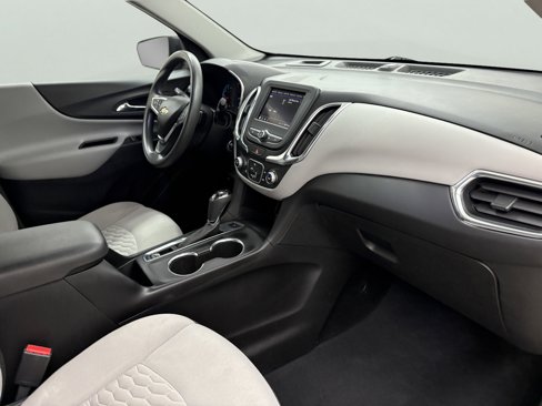 Used 2020 Chevrolet Equinox LS image 20