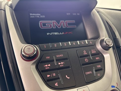 Used 2017 GMC Terrain SLT image 17