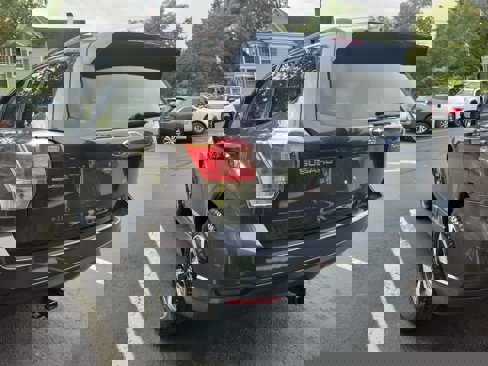 Used 2018 Subaru Forester 2.5i Premium image 6