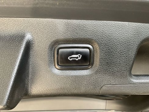 Used 2019 Hyundai Santa Fe Limited image 13
