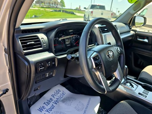 Used 2022 Toyota 4Runner SR5 image 25