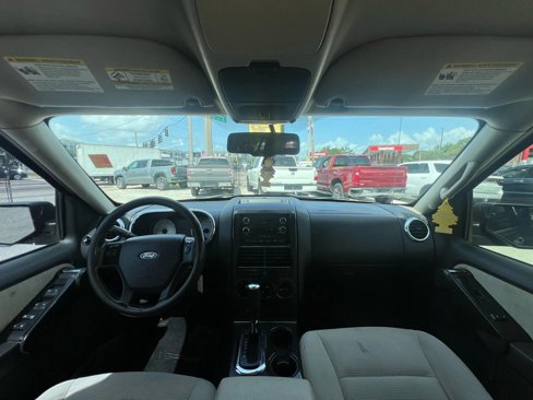 Used 2008 Ford Explorer Sport Trac XLT image 25