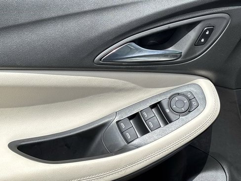 Certified 2025 Buick Encore GX Preferred w/ Comfort Package image 21