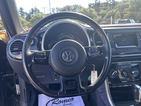 Used 2017 Volkswagen Beetle 1.8T S image 12