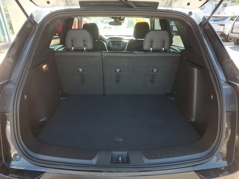 Used 2021 Chevrolet TrailBlazer ACTIV w/ Driver Confidence Package image 29