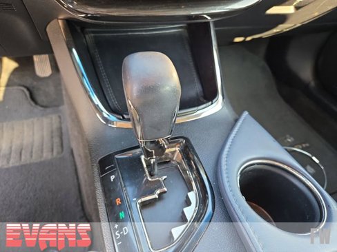Used 2015 Toyota Avalon Limited image 12