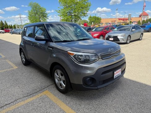 Used 2017 Kia Soul image 3