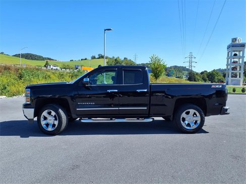 Used 2014 Chevrolet Silverado 1500 LTZ Z71 w/ LTZ Plus Package image 3