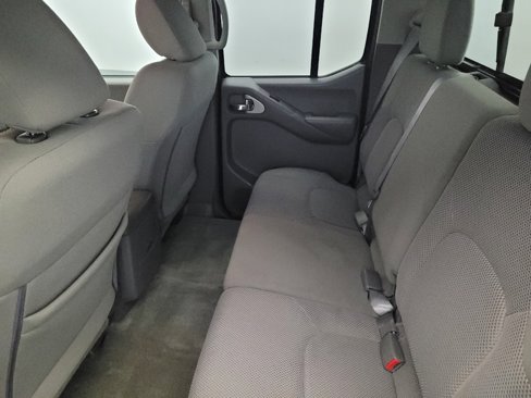 Used 2018 Nissan Frontier SV image 18