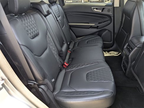 Used 2024 Ford Edge Titanium image 34