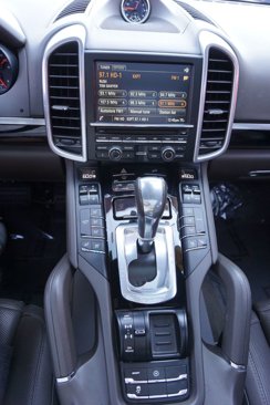 Used 2016 Porsche Cayenne image 28