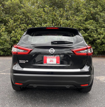 Used 2021 Nissan Rogue Sport S image 6