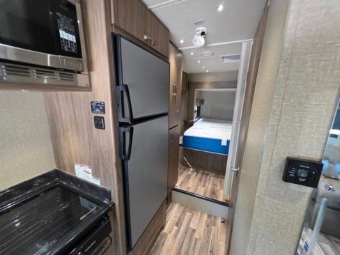 Used 2016 Mercedes-Benz Sprinter 3500 image 49