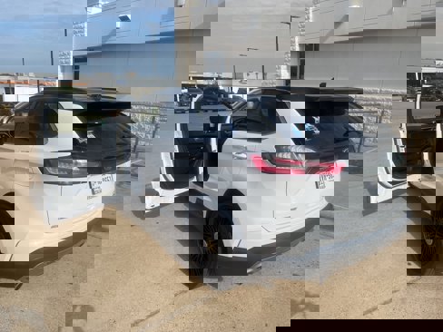 Used 2020 Ford Edge SEL image 2