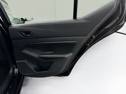 Used 2024 Nissan Altima 2.5 SV image 30