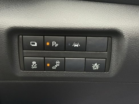 Certified 2021 Nissan Kicks S image 28