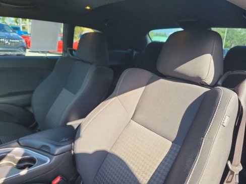 Used 2019 Dodge Challenger R/T w/ Driver Convenience Group image 11